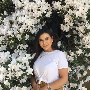 Meet your Posher, Emily